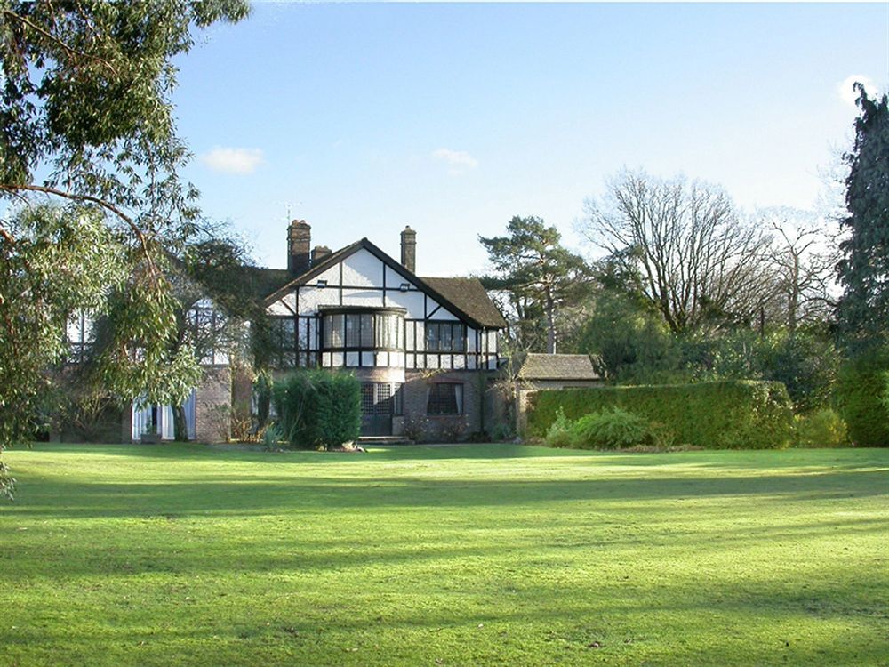 Cisswood House Hotel Horsham Buitenkant foto