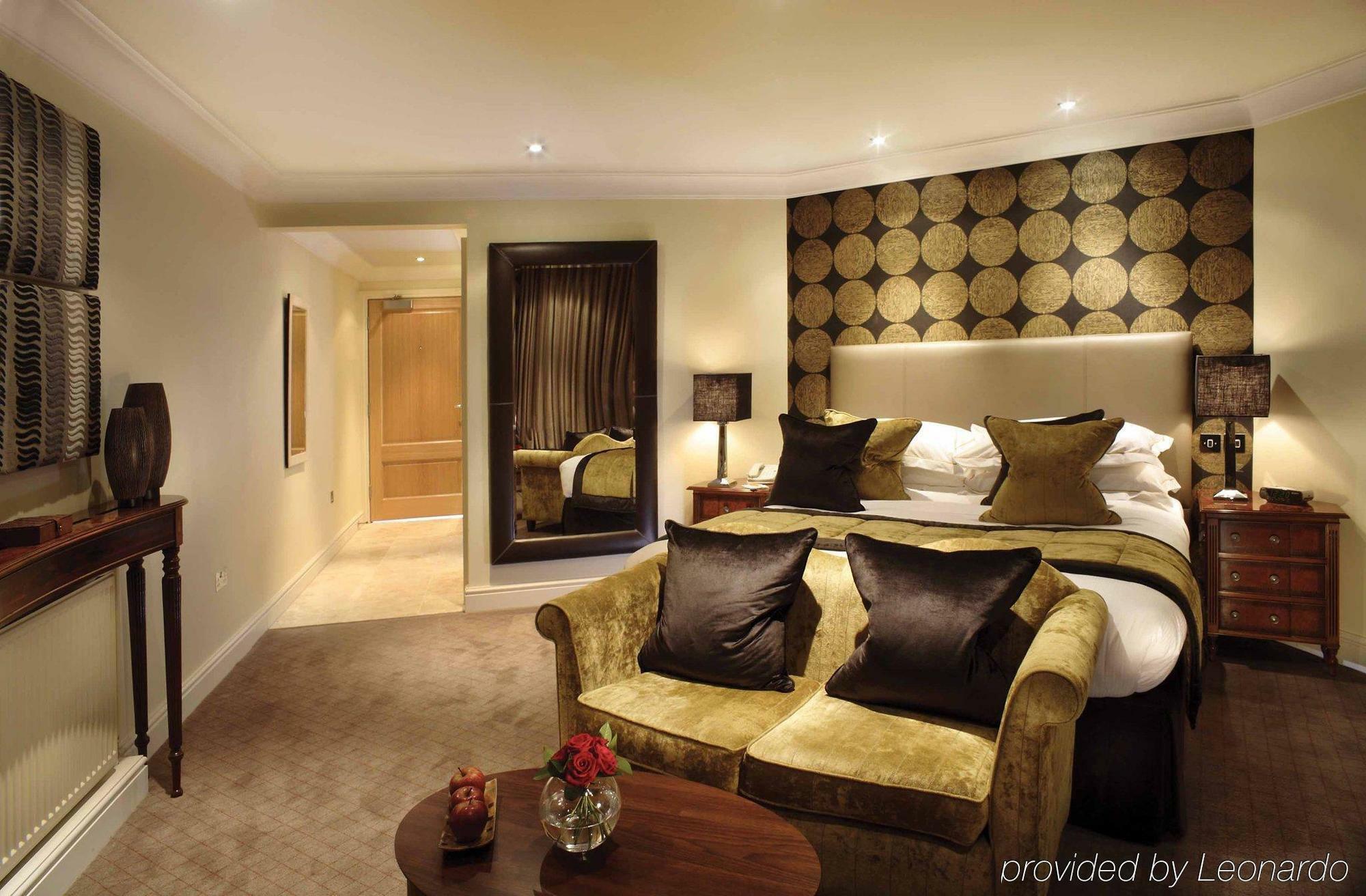 Cisswood House Hotel Horsham Buitenkant foto